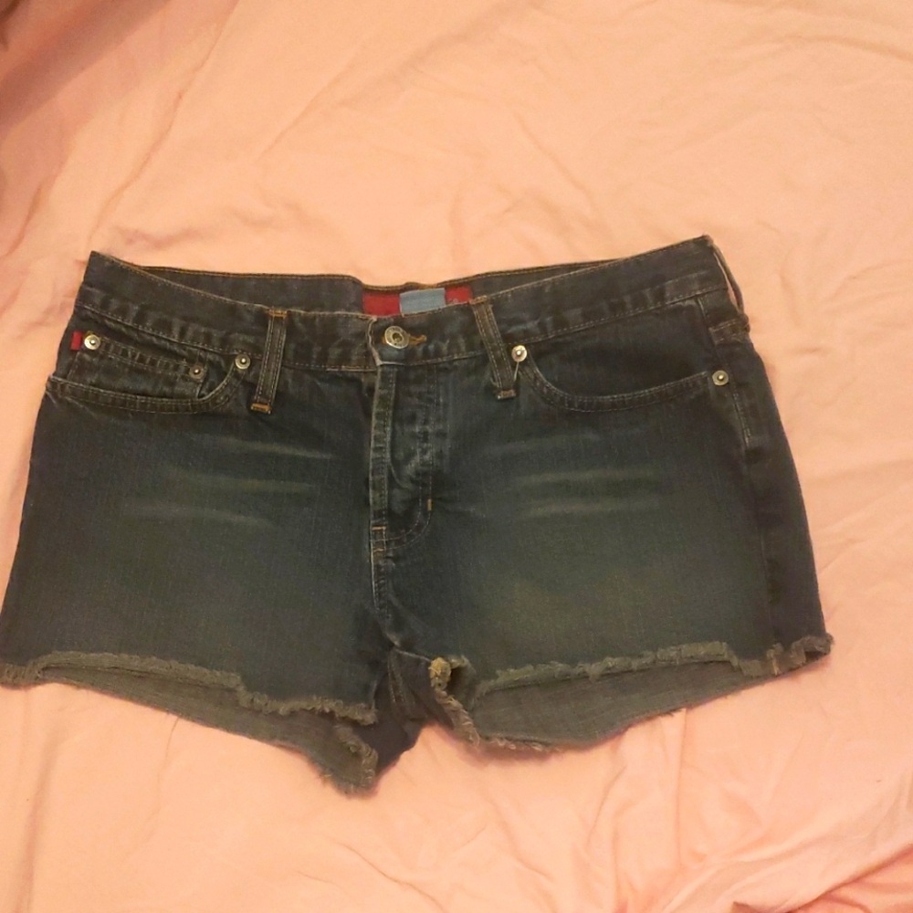 🔥Ladies' Hollister Jean Shorts Distressed Frayed Hem 8
